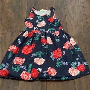 Cute summer dress for girls by H&M.
